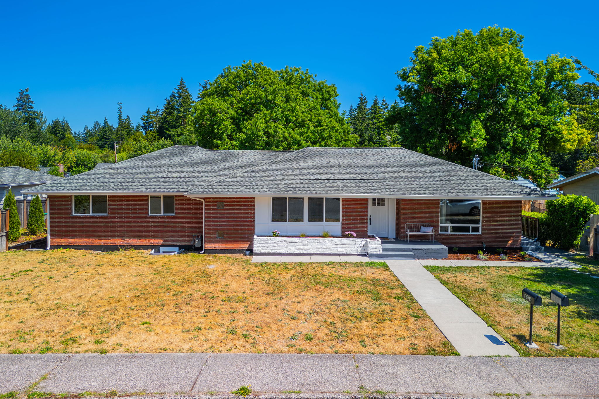 1339 Garrison Avenue