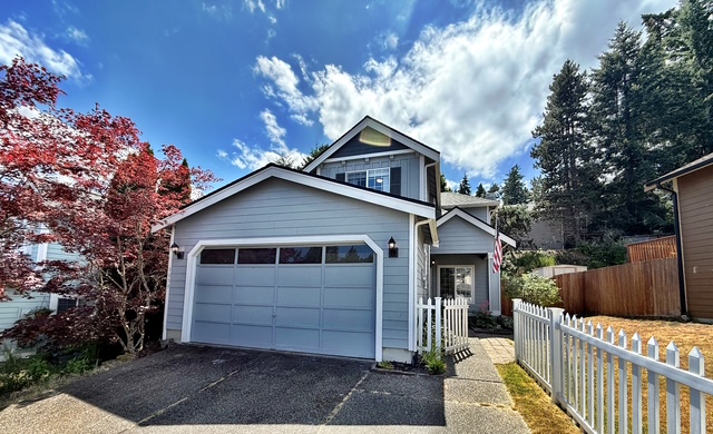 1059 Northwest Gladiola Court