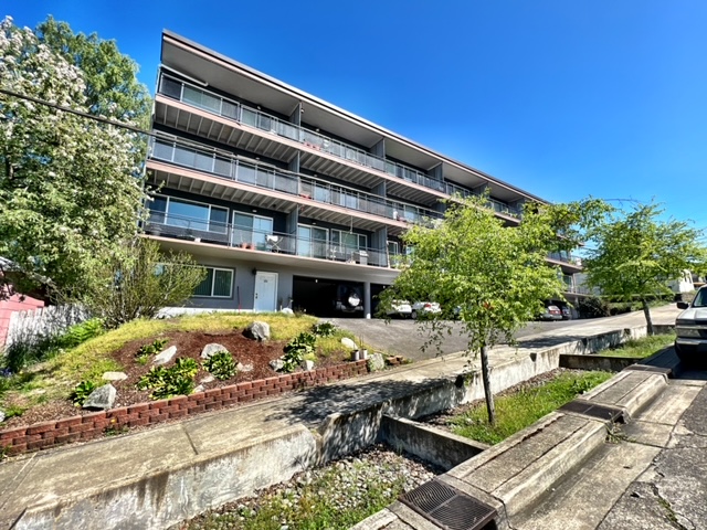 1104 Pacific Ave #306