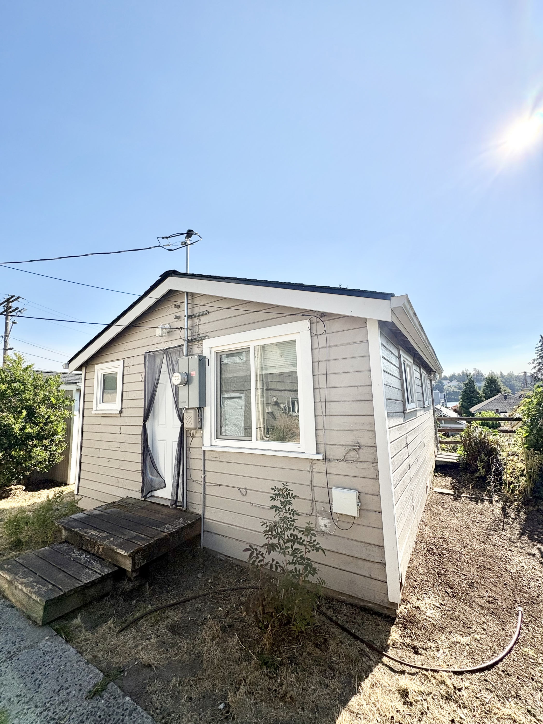 1548 Elizabeth Avenue - 6