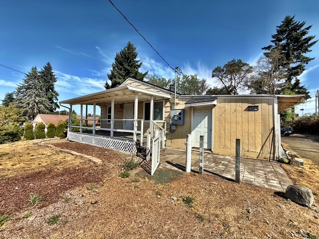 2860 Hemlock St - A