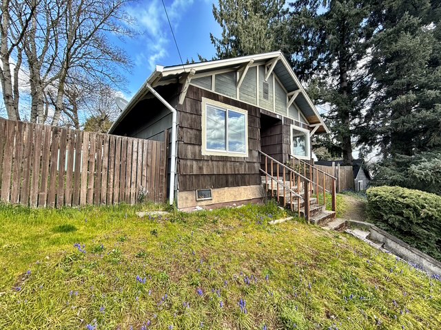 3106 Farragut Street