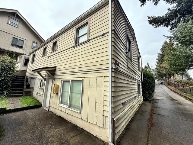 328 South Lafayette Avenue - 6